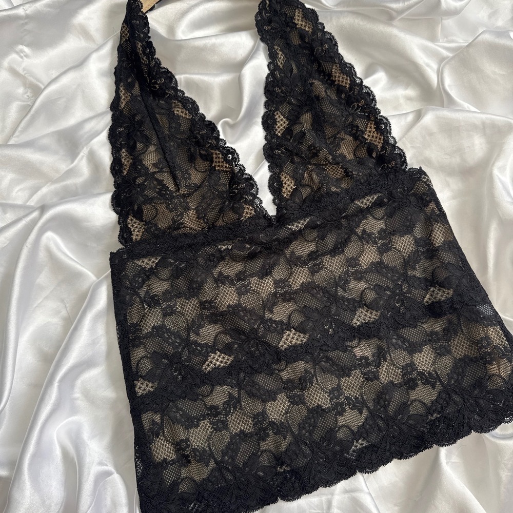 The Limited Black Floral Lace Halter Top Nude Mesh Lining V-Neck Size M